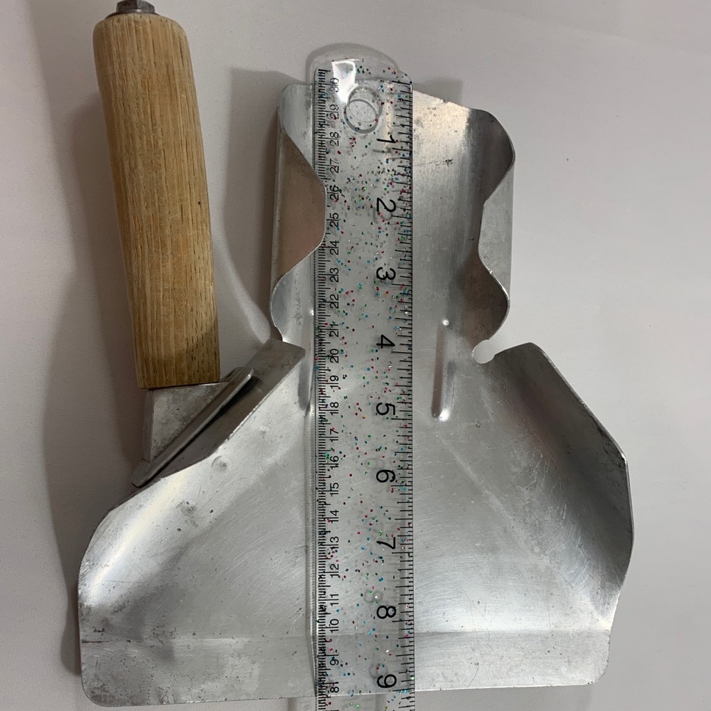 Vintage aluminum fry scoop